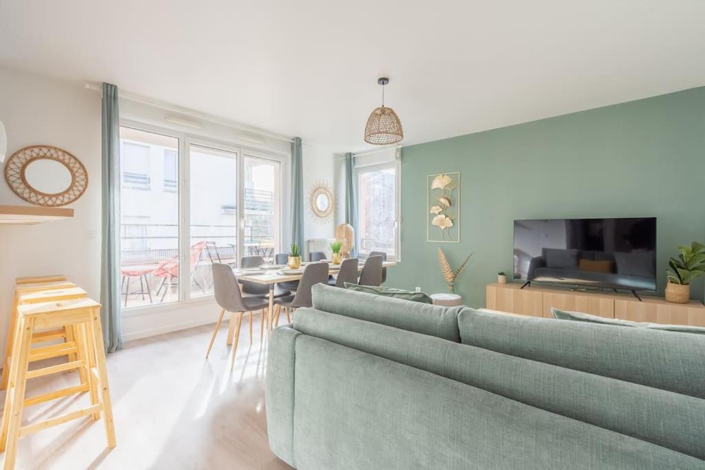 Le Prague - Parking - Disneyland - Balcon Apartment
